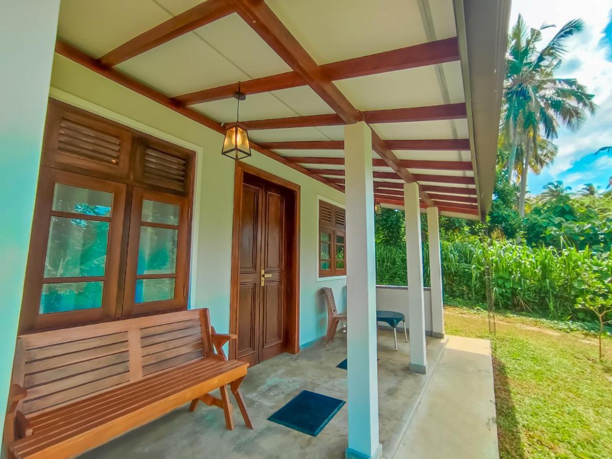 Peacock Village Pinnawala - Offer Alert! Elephant Welfare Program Exterior photo